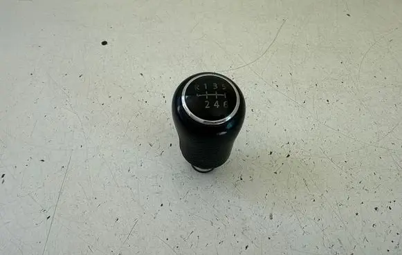 Volkswagen Transporter - Caravelle T5 Gear lever shifter trim leather/knob