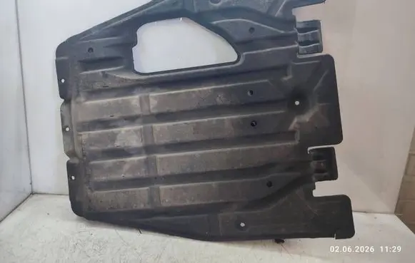 Land Rover Range Rover L322 Engine splash shield/under tray KRN500130