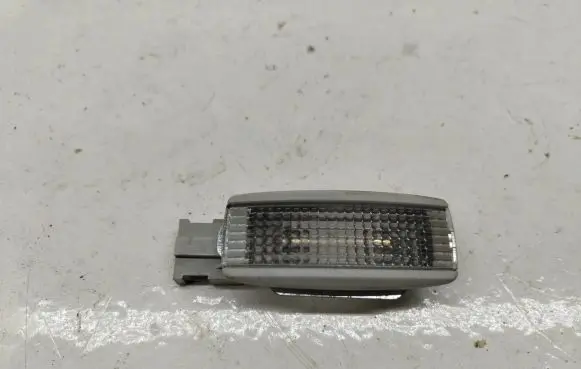 Volkswagen Golf IV Other interior light 3B0947113