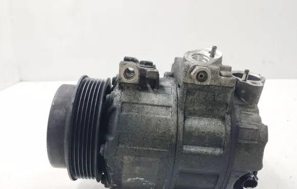 Mercedes-Benz C W204 Air conditioning (A/C) compressor (pump) A0022305011 9834476701