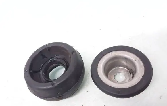 Skoda Fabia Mk3 (NJ) Front upper strut mount 1J0412331C 1J0412319C
