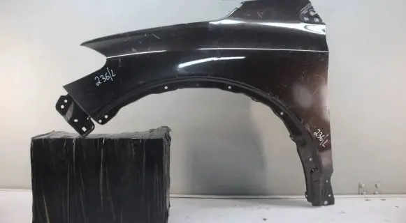 Fender mounting bracket