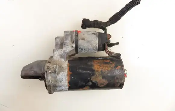 Opel Corsa D Starter motor 