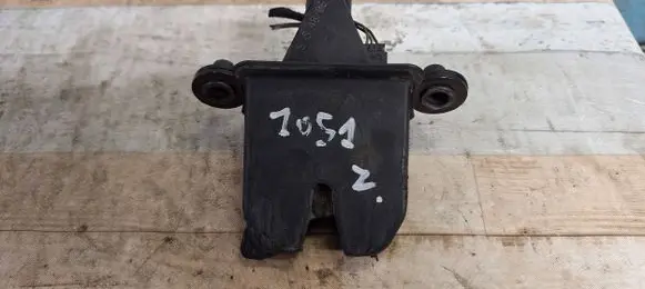 Skoda Octavia Mk2 (1Z) Tailgate/trunk/boot lock/catch/latch 1Z5827501D BN3CZ