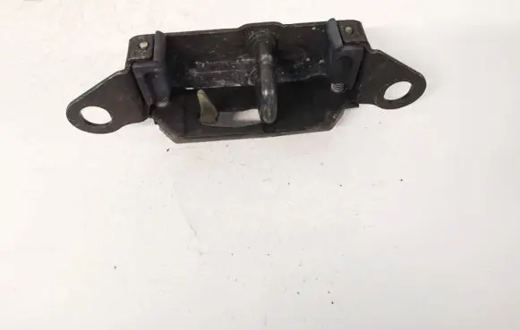 Alfa Romeo 156 Rear door lock loop/hook striker a997