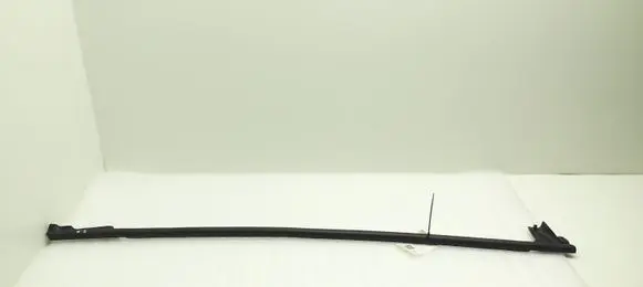 Seat Ibiza IV (6J,6P) Front door glass trim molding 6J4837478