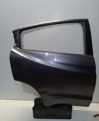 Honda HR-V Rear door