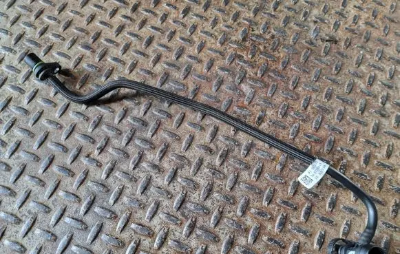 Vacuum line/pipe/hose