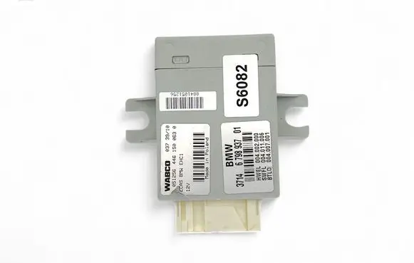 BMW 5 F10 F11 Air suspension control unit module (rear) 6798937 37146798937 37146799677