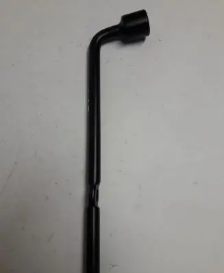 Renault Kadjar Wheel nut wrench 