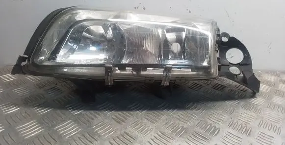Volvo S80 Headlight/headlamp 8260666