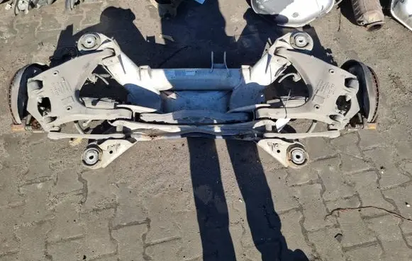 Audi A8 S8 D3 4E Rear axle beam 4E0505235H