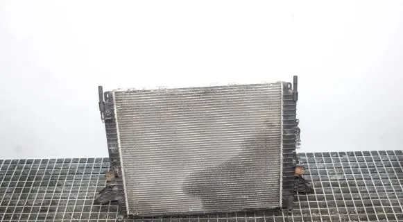 Land Rover Discovery 3 - LR3 Coolant radiator 7H228T000AA