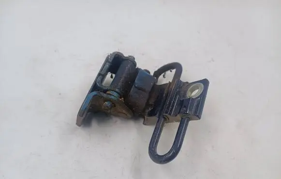 Seat Toledo II (1M) Rear door lower hinge 1J4833411C