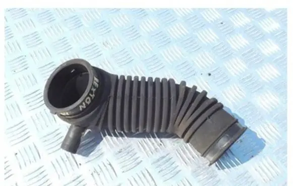 SsangYong Rexton I Engine coolant pipe/hose