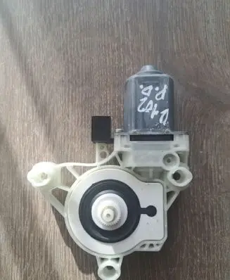 Audi Q4 e-tron Front door window regulator motor 4K0959812A