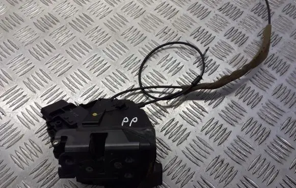 Mazda 3 I Front door lock 3N6A-A21812DE