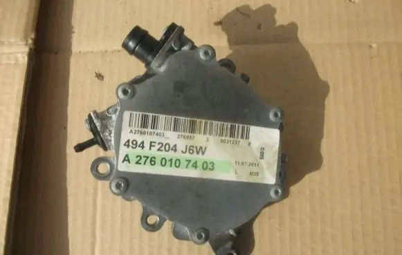 Mercedes-Benz E W212 Vacuum pump A2760107403