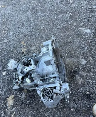 Peugeot 308 Manual 6 speed gearbox 20MB40