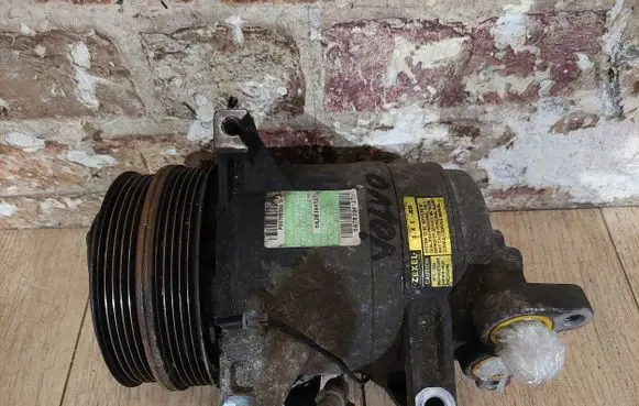 Volvo C70 Air conditioning (A/C) compressor (pump)