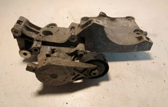 Audi A3 S3 8P Generator/alternator bracket R036983143A