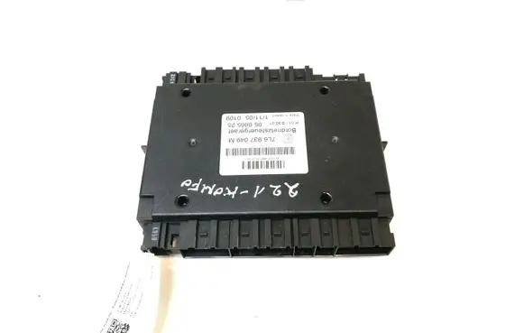 Volkswagen Touareg I Comfort/convenience module 7L6937049M