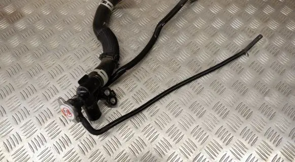 Toyota Yaris XP210 Engine coolant pipe/hose 16261K0060 16573K0050 16502K0040