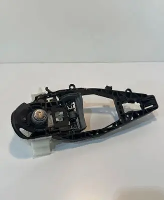 BMW 5 G30 G31 G38 Rear door exterior handle/bracket 7401205