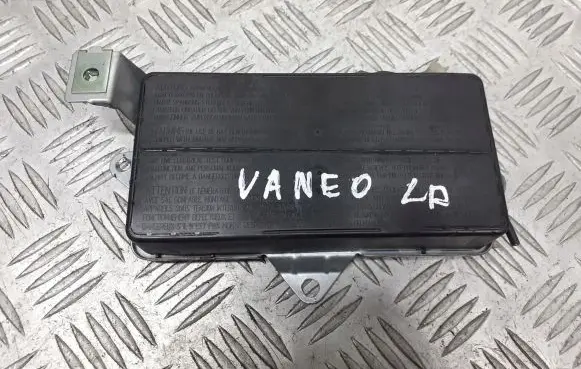 Mercedes-Benz Vaneo W414 Passenger airbag
