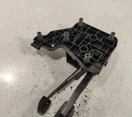 Peugeot 407 Pedal assembly 9654158680