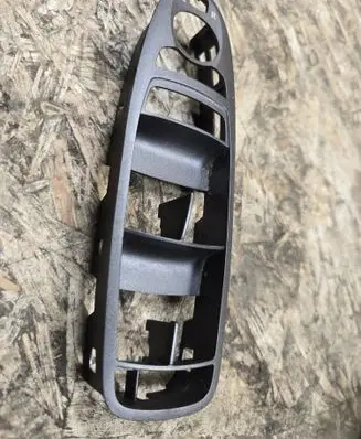 Infiniti QX80 Front door window switch trim 
