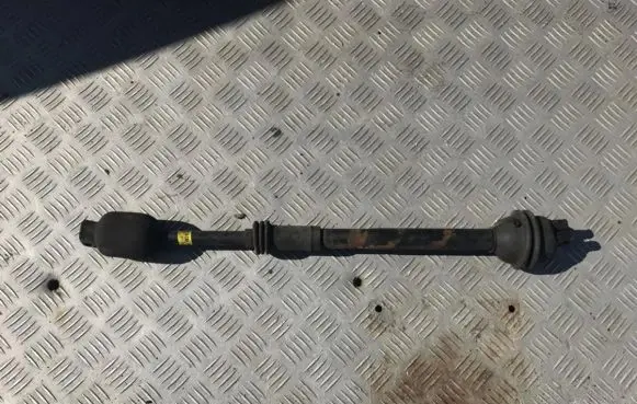 Hyundai Galloper Steering wheel axle