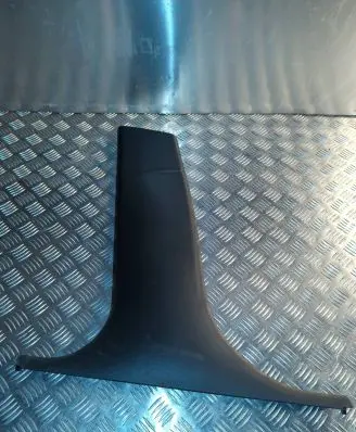 BMW 1 E81 E87 (B) pillar trim (bottom) 9128867