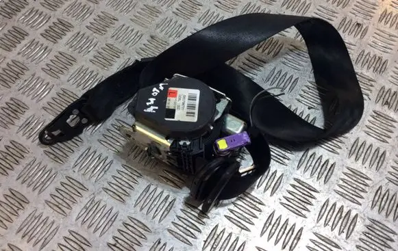 Audi A4 S4 B7 8E 8H Front seatbelt 8E0857705G
