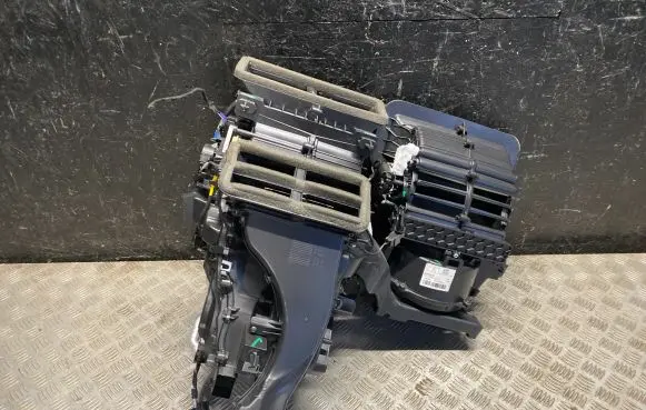 Jeep Compass Interior heater climate box assembly housing 00521546110