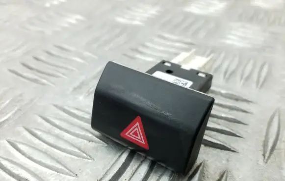 Skoda Superb B6 (3T) Hazard light switch 3T0953235D