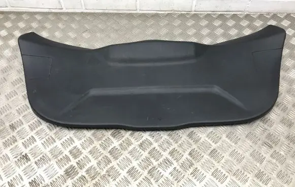 Toyota Yaris Tailgate trim 647800D010
