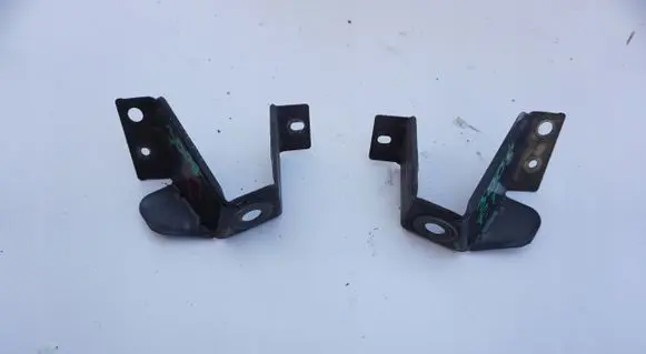 Peugeot 3008 I Fender mounting bracket