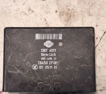 Nissan Primera Other control units/modules 284502F001 05051102