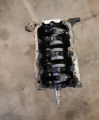 Toyota Corolla Verso E121 Engine block 1CD