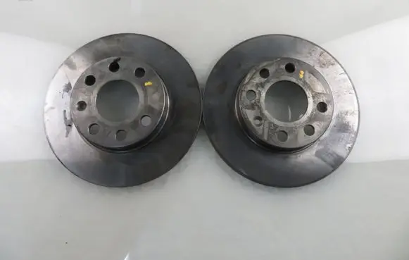 Opel Corsa B Front brake disc C3X001