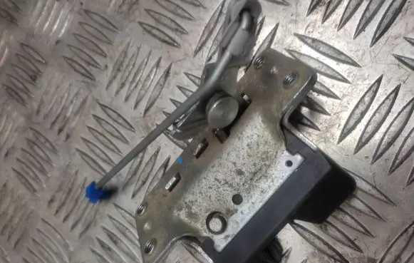 Opel Meriva A Loading door lock 