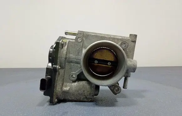 Mazda MX-5 NC Miata Throttle body valve L3R413640