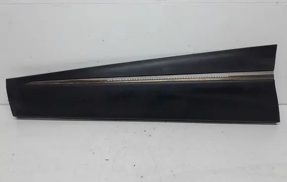 Renault Captur Front door trim (molding) 808773776R