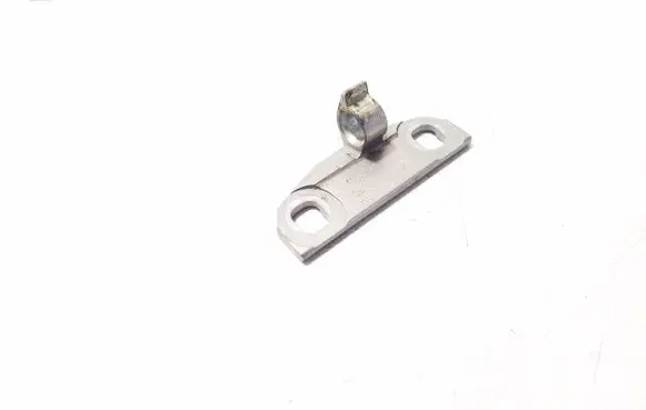Volvo XC60 Front door lower hinge A046572