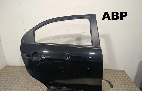 KIA Rio Rear door 