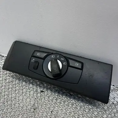 BMW 5 E60 E61 Light switch 6988565 33295201 50070510242019