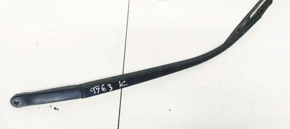 Honda CR-V Front wiper blade arm