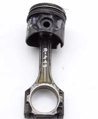 Volkswagen Caddy Piston with connecting rod 79.44
