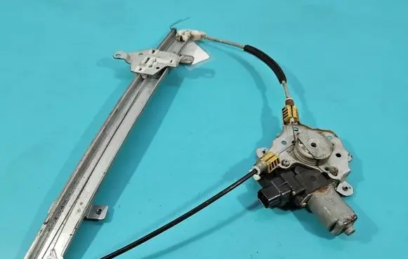 Mitsubishi Outlander Front door window regulator with motor IMPRK1502777